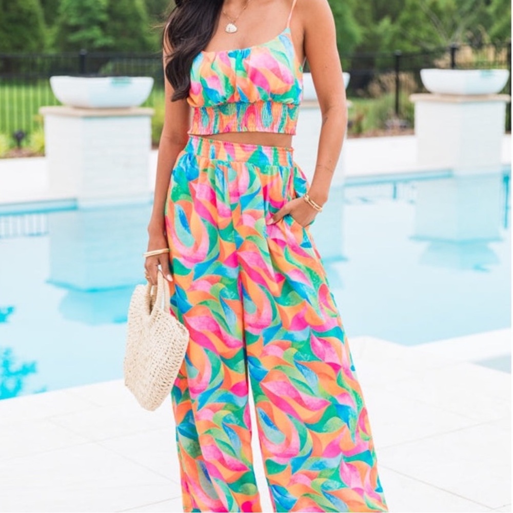 NWOT HEART OF PARADISE IN KALEIDOSCOPE DREAMS TWO PIECE SET - M